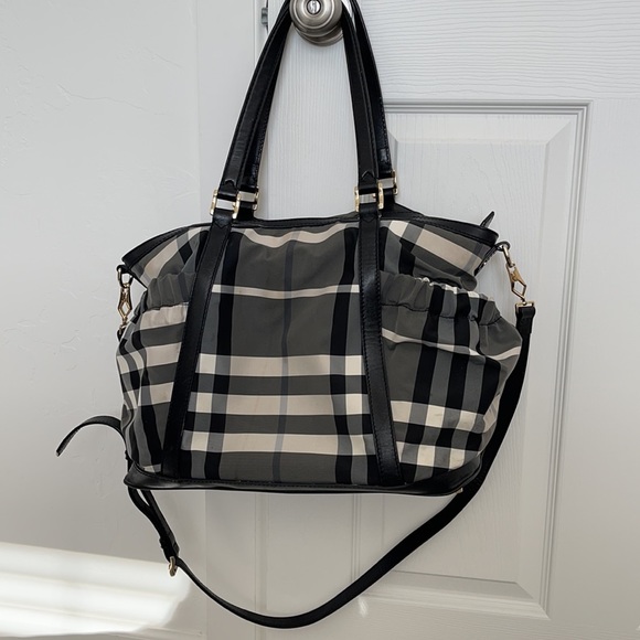 Burberry Nova tote diaper bag - Picture 3 of 10